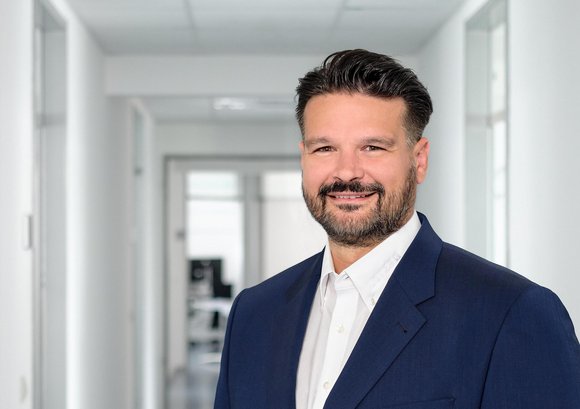 Dimitrios Koutrouvis - Lütze Transportation GmbH