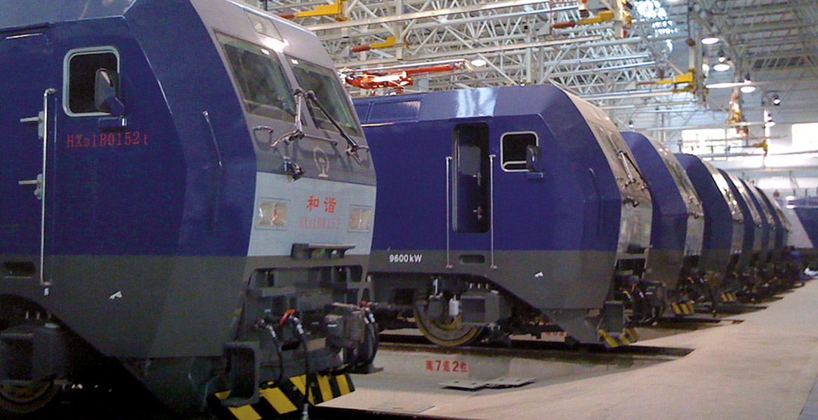 New Locomotives for China`s Cargo Railway - LÜTZE inside - Lütze Transportation GmbH